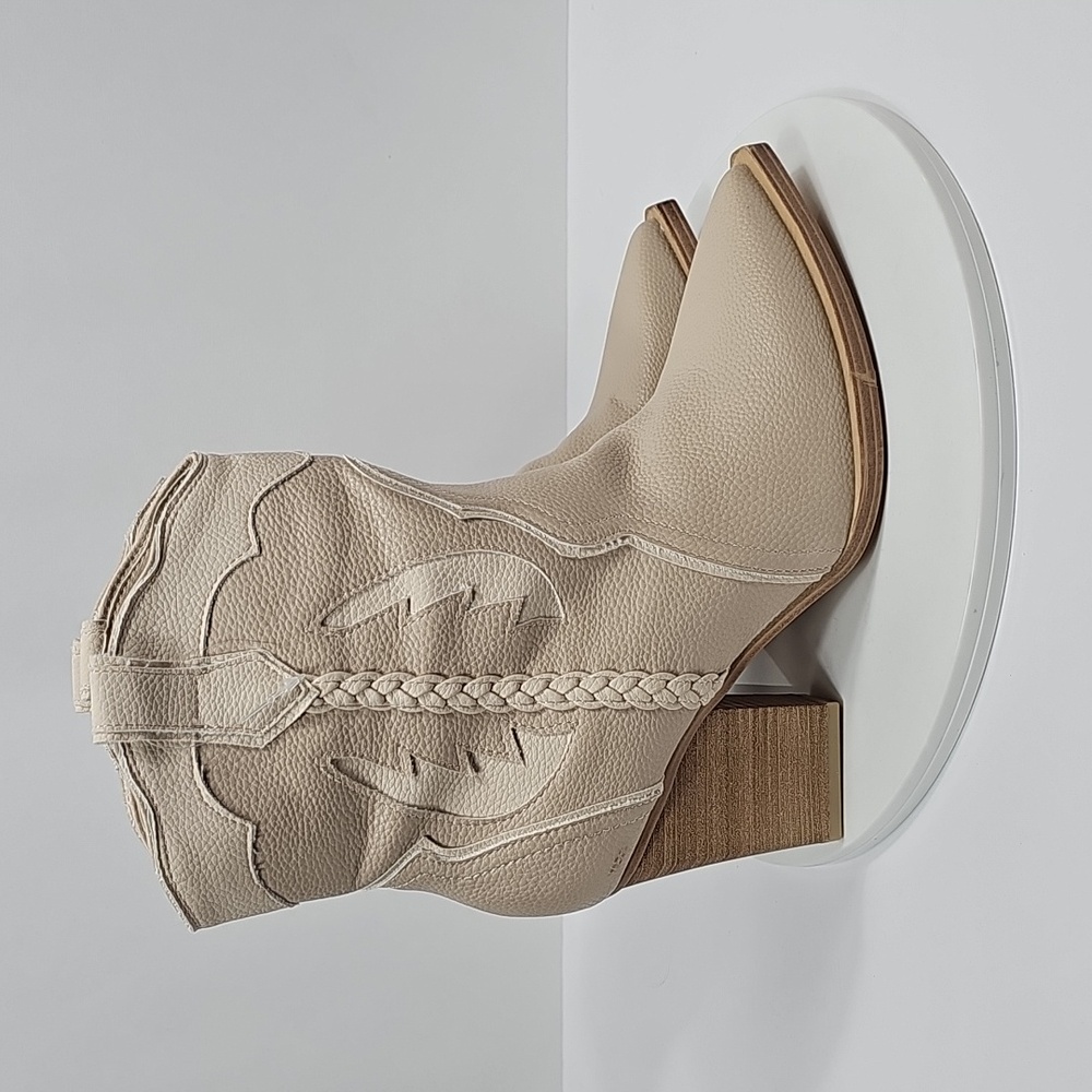 MIA Whitley Western Boots 10 Cream Bone Western Cowboy Ankle Pointed Block Heels - Picture 4 of 13
